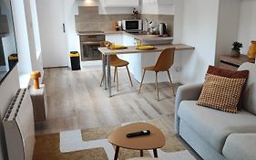 CMG Studio 002 Petit Bois Place Ducale